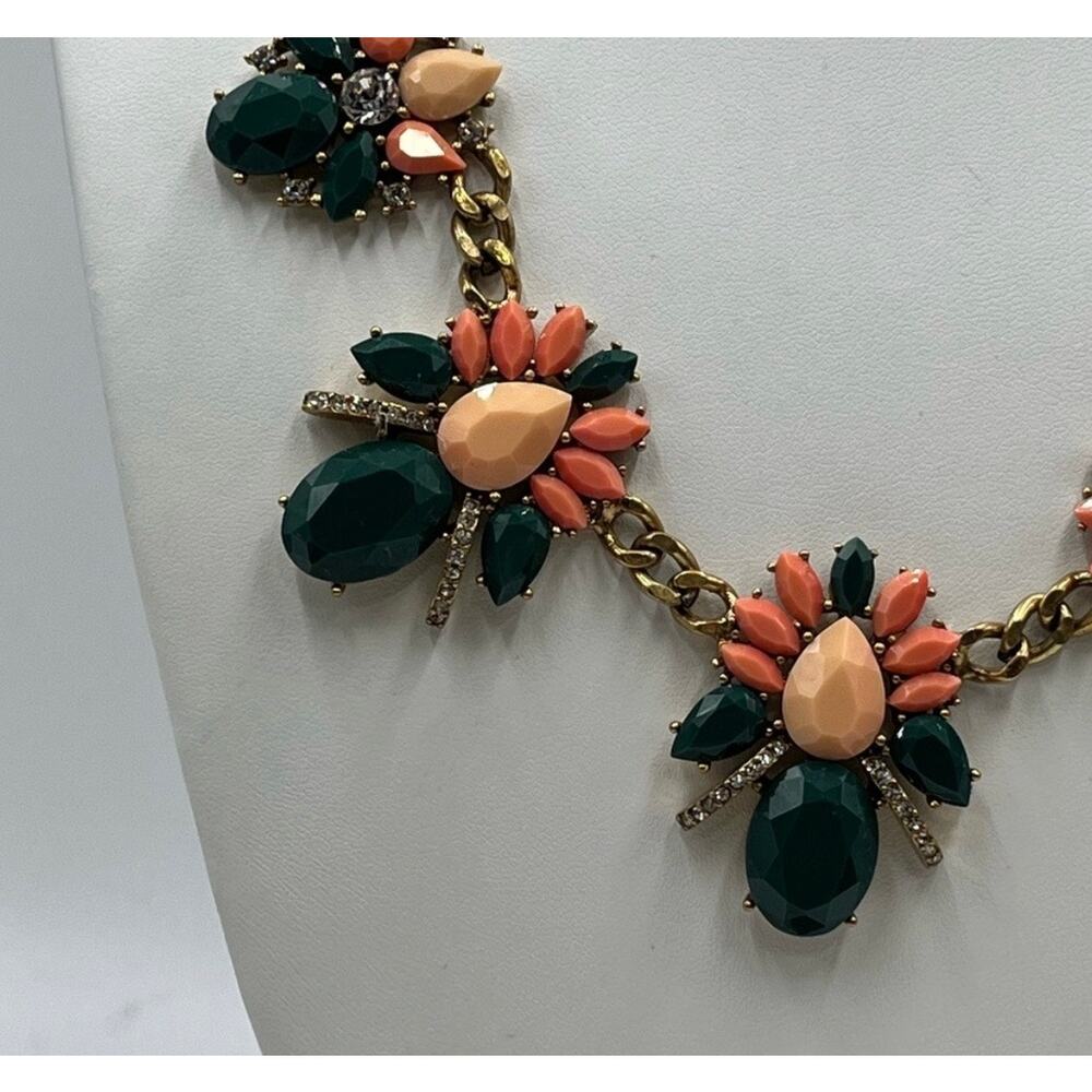 J. Crew Rhinestone Peach Green Salmon‎ Gold Tone Chain Statement Necklace New - Picture 9 of 12
